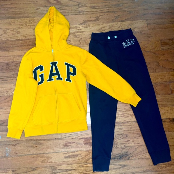Boys XL GAP SWEATSUIT SET - Picture 1 of 4